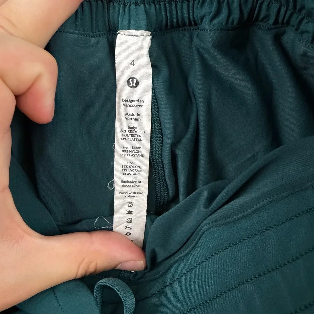 Lululemon Athletic Skort Womens 4 Teal Green Reflective Logo Mesh Trim Active - Picture 4 of 7